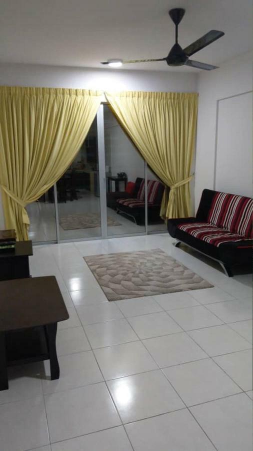 Spacious & Cozy Condo - Hijauan Heights Block C Kajang Exterior photo